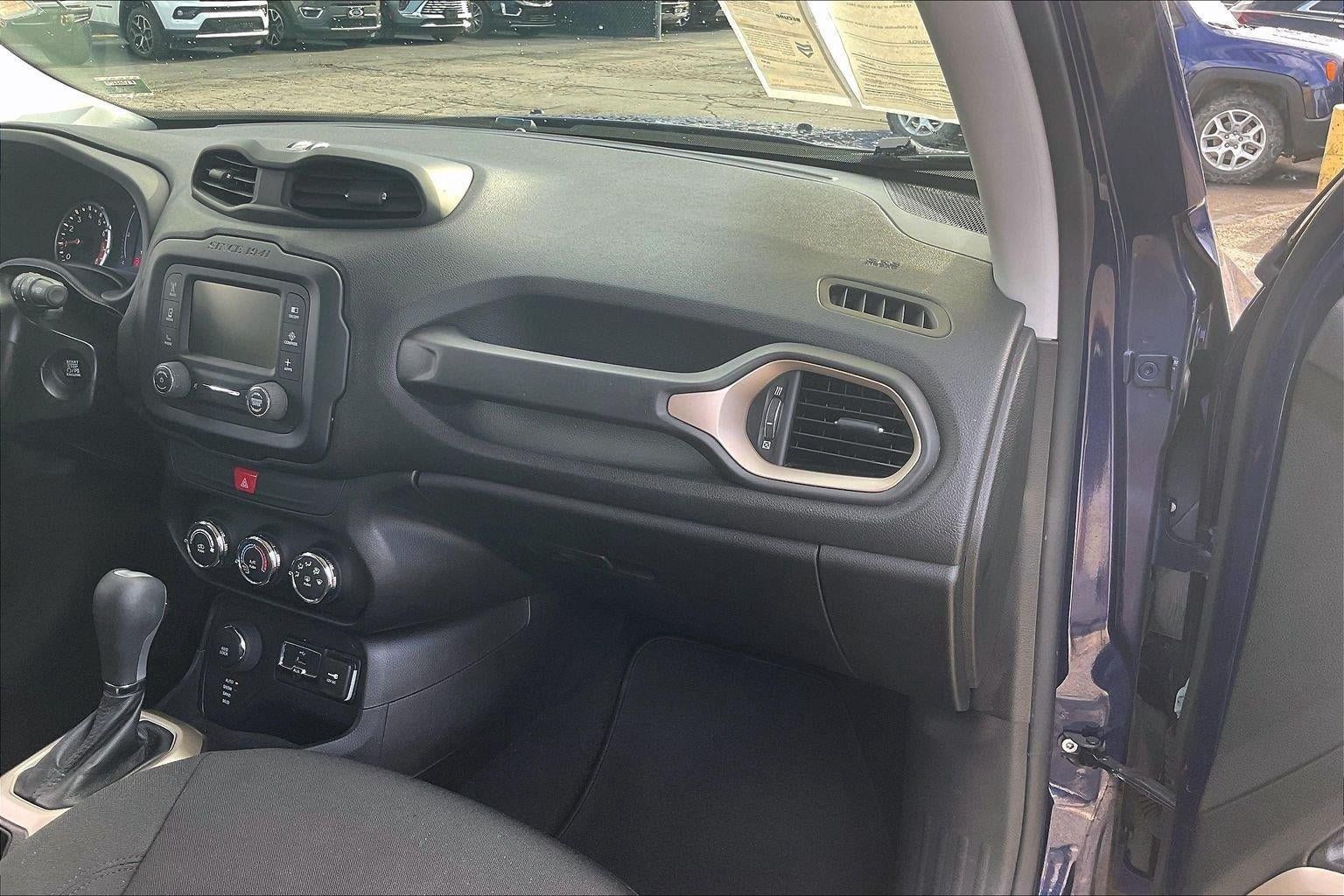 Used 2017 Jeep Renegade Sport w/ Power & Air Group AWD/4WD image 17
