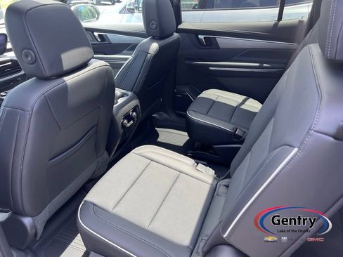 New 2026 Buick Enclave Preferred w/ Power Package AWD/4WD image 12