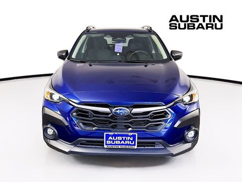 Used 2025 Subaru Crosstrek 2.5i Premium AWD/4WD image 3