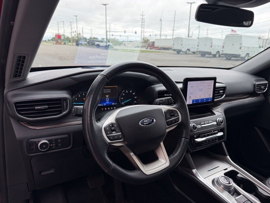 Used 2020 Ford Explorer Limited w/ Class III Trailer Tow Package AWD/4WD image 13