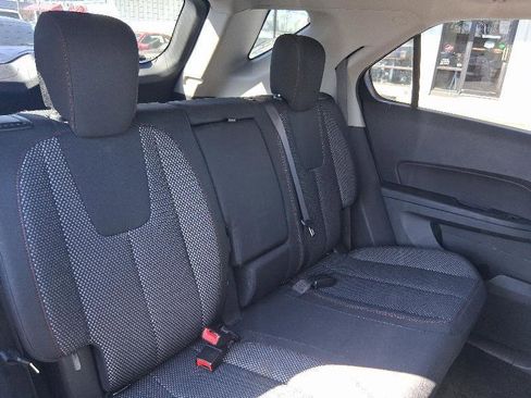 Used 2017 Chevrolet Equinox LT w/ Convenience Package image 22