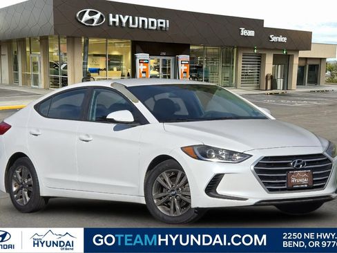 Used 2018 Hyundai Elantra SEL w/ Cargo Package image 1