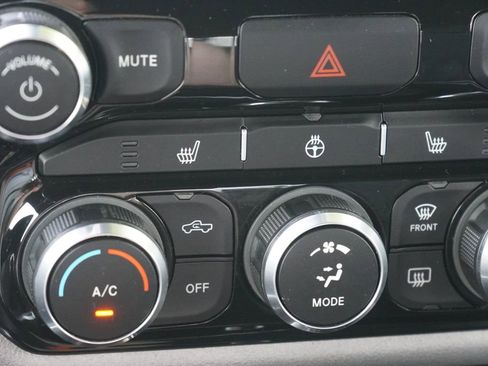 Used 2021 RAM 1500 Big Horn AWD/4WD image 31