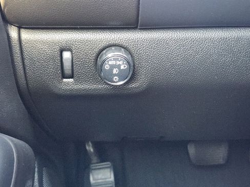 Used 2021 GMC Canyon Elevation image 22