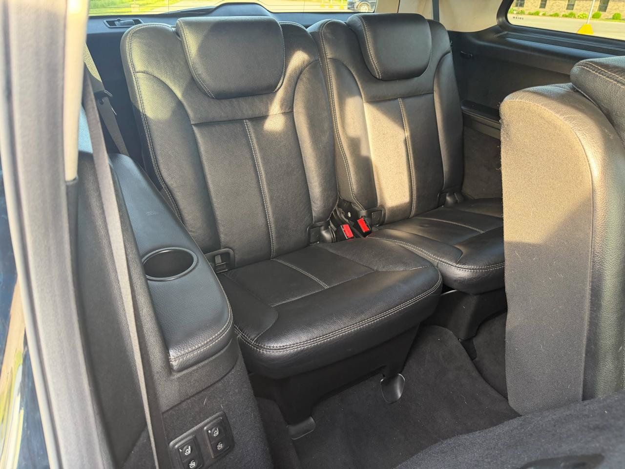 Used 2008 Mercedes-Benz GL 550 4MATIC image 30
