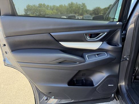 Used 2019 Subaru Ascent Limited AWD/4WD image 14