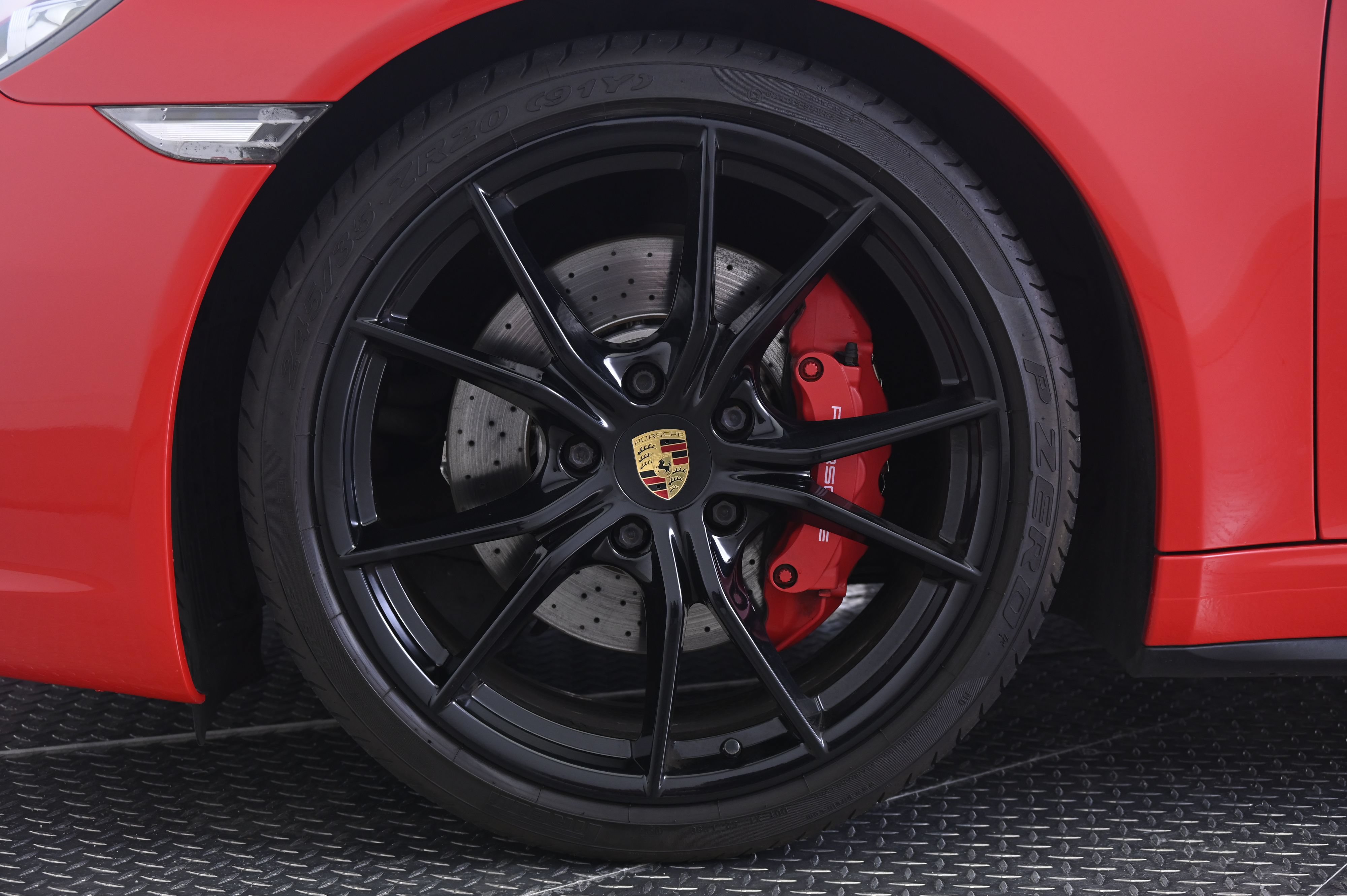 Used 2017 Porsche 911 Carrera S RWD image 11