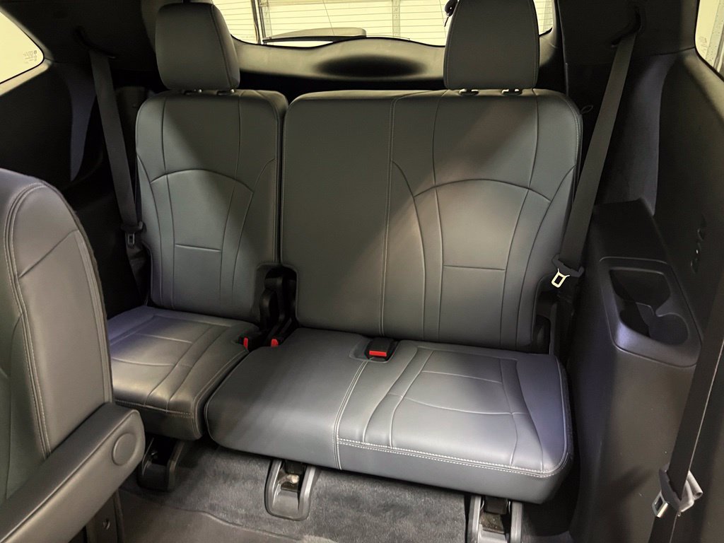 Used 2023 Buick Enclave Essence FWD image 30