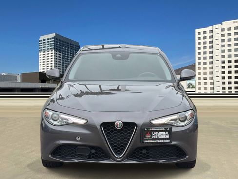 Used 2020 Alfa Romeo Giulia Ti AWD/4WD image 2
