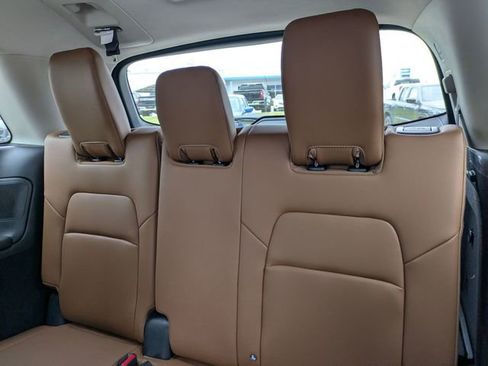 New 2026 Nissan Pathfinder Platinum AWD/4WD image 29