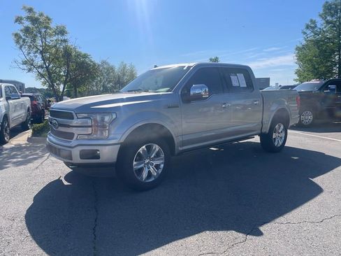 Used 2020 Ford F150 Platinum w/ Equipment Group 701A Luxury AWD/4WD image 3