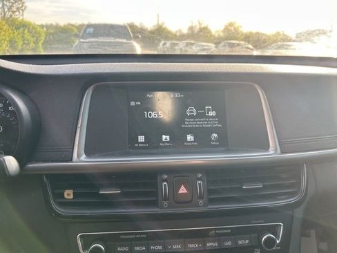 Used 2018 Kia Optima LX FWD image 7