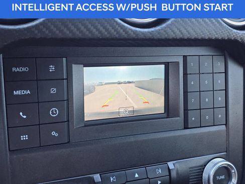 Used 2021 Ford Mustang Coupe image 23