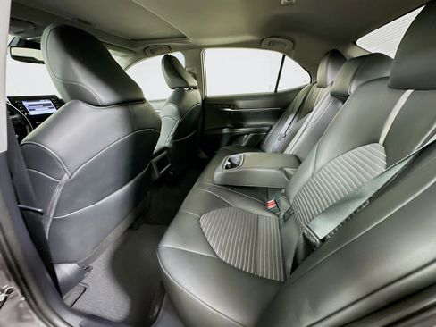 Used 2024 Toyota Camry SE w/ Convenience Package image 27