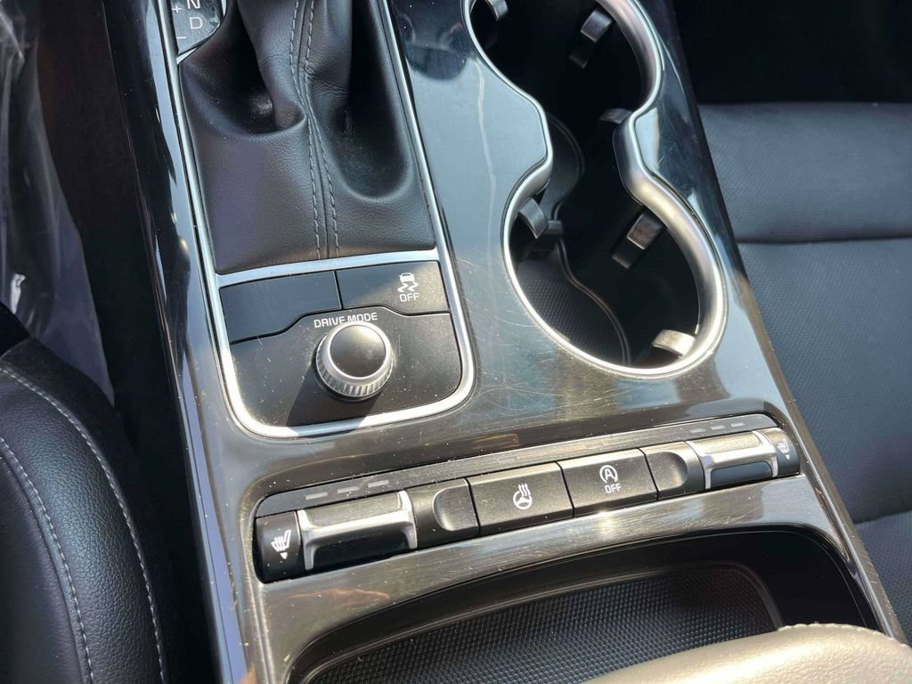 Used 2020 Kia Stinger GT-Line AWD/4WD image 19