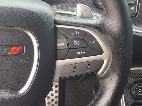 Used 2017 Dodge Challenger R/T Scat Pack w/ Leather Interior Group RWD image 19