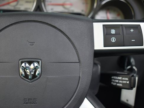 Used 2008 Dodge Challenger SRT8 image 26