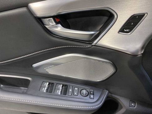 Certified 2025 Acura RDX SH-AWD w/ Technology Package image 23