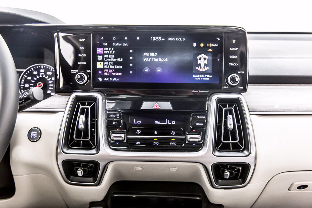 Used 2023 Kia Sorento EX w/ Panoramic Sunroof Package FWD image 19