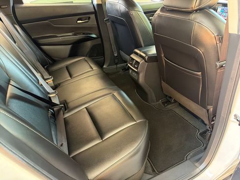 Used 2025 Nissan Murano SV FWD image 30
