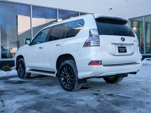 Used 2023 Lexus GX 460 Premium image 4