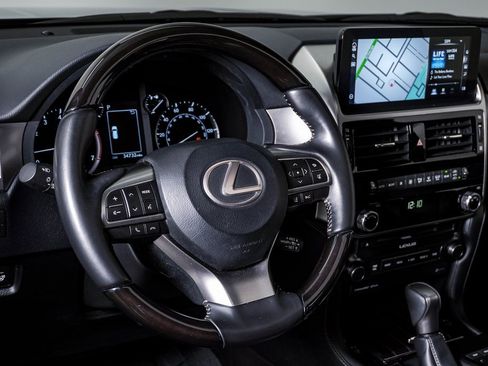 Used 2023 Lexus GX 460 Premium w/ Premium Package image 21