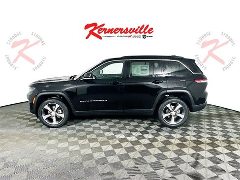 New 2025 Jeep Grand Cherokee Limited image 4