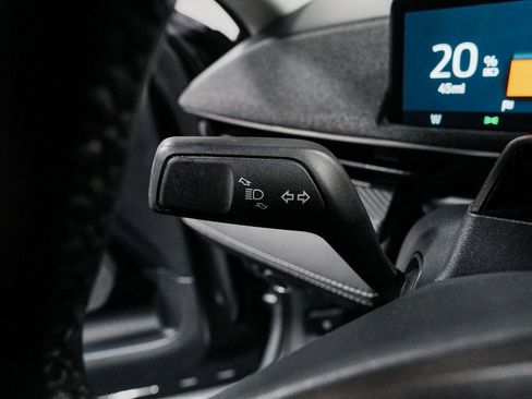 Used 2021 Ford Mustang Mach-E Premium image 22