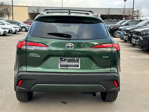 New 2026 Toyota Corolla Cross XLE image 7