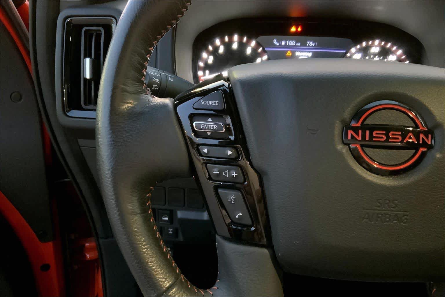 Used 2025 Nissan Frontier PRO-4X AWD/4WD image 21