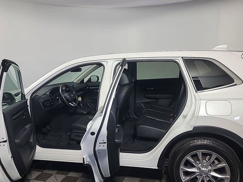 Used 2025 Honda CR-V EX-L image 16