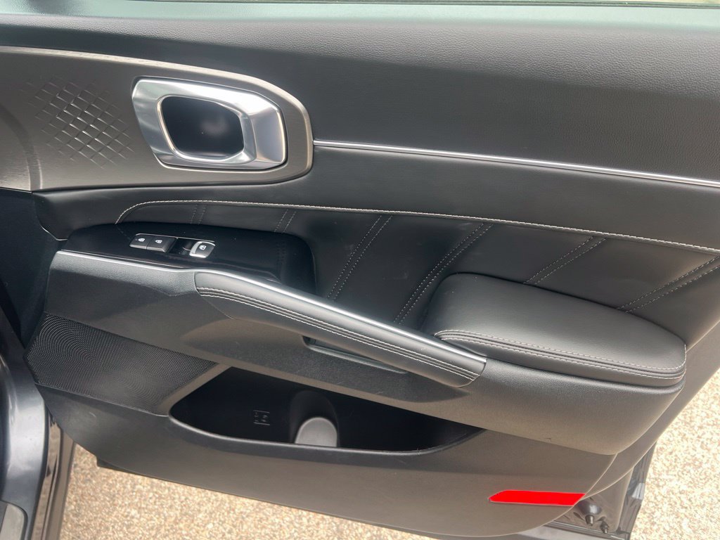 Certified 2023 Kia Sorento SX AWD/4WD image 24