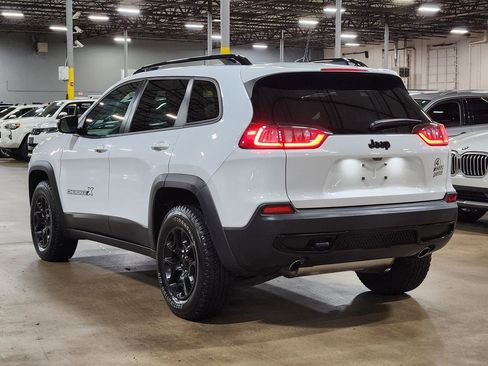 Used 2022 Jeep Cherokee Latitude w/ Sun & Sound Group image 11