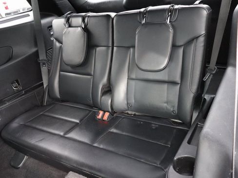 Used 2020 Ford Explorer XLT w/ Equipment Group 202A image 23