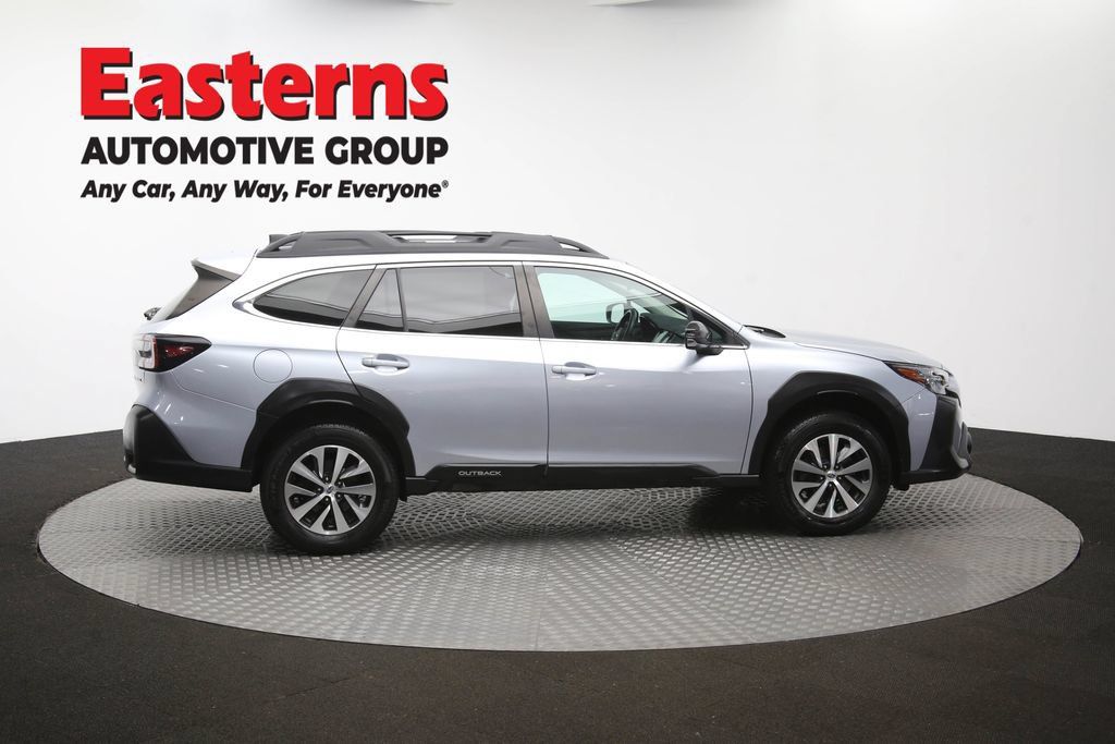 Used 2023 Subaru Outback Premium AWD/4WD image 46