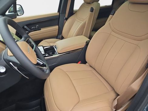 New 2026 Land Rover Range Rover Sport SE AWD/4WD image 12