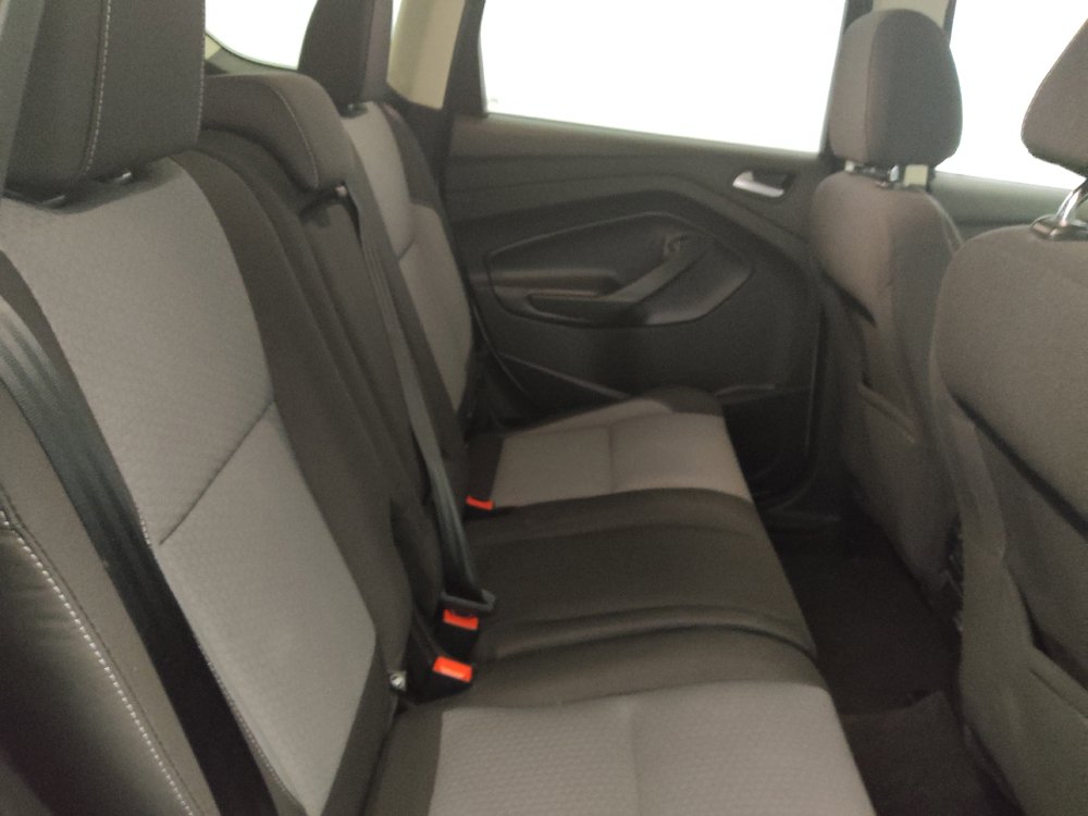 Used 2017 Ford Escape SE AWD/4WD image 19