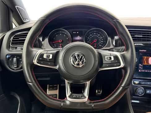 Used 2018 Volkswagen GTI 4-Door FWD image 13