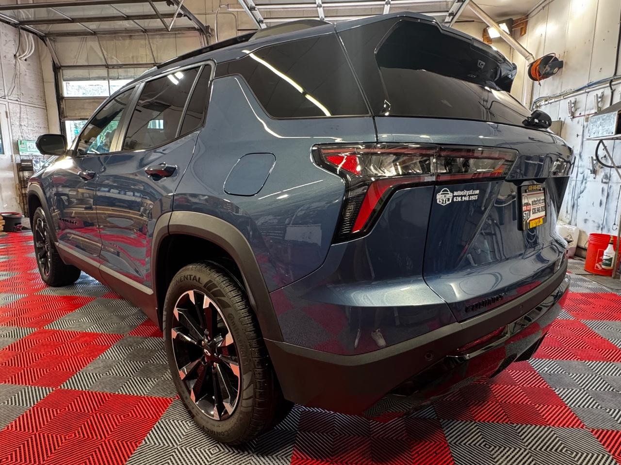 Used 2026 Chevrolet Equinox RS w/ Safety and Technology Package FWD image 5