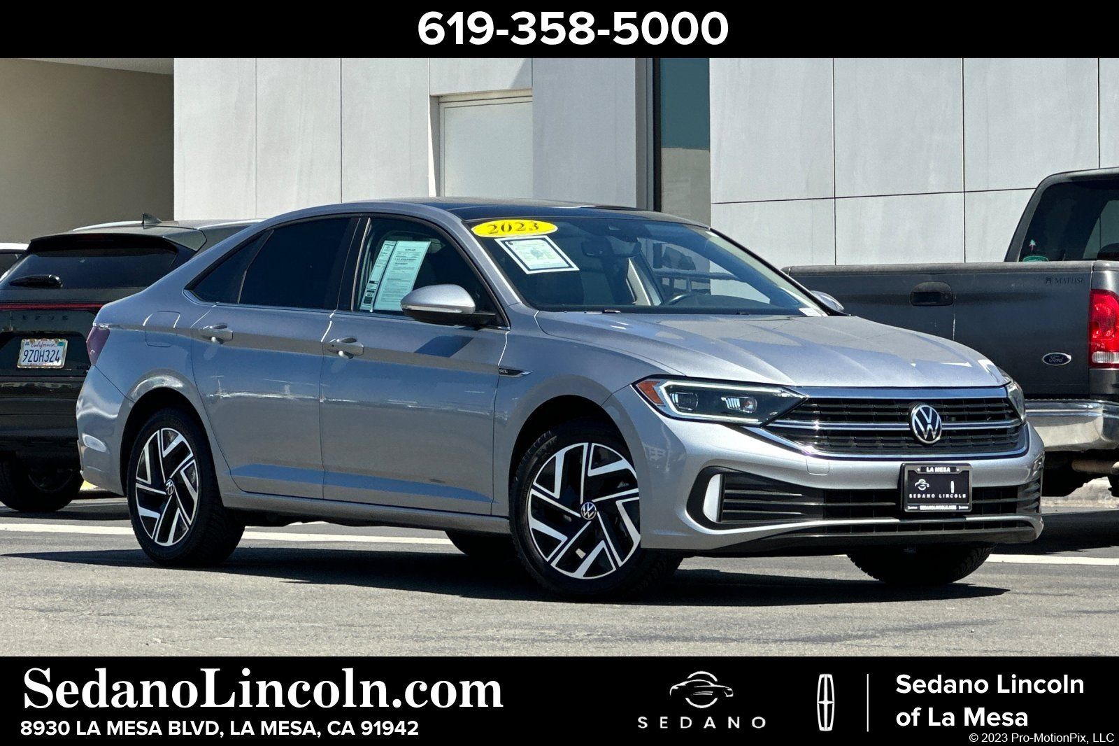 Used 2023 Volkswagen Jetta SEL FWD image 1