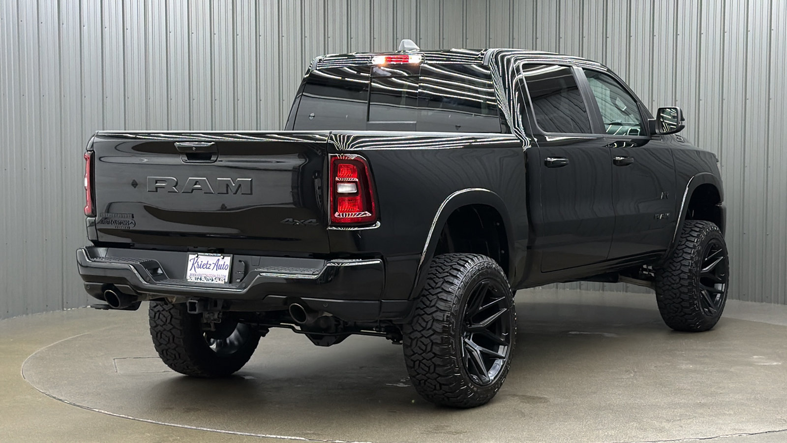 Used 2025 RAM 1500 Big Horn AWD/4WD image 5