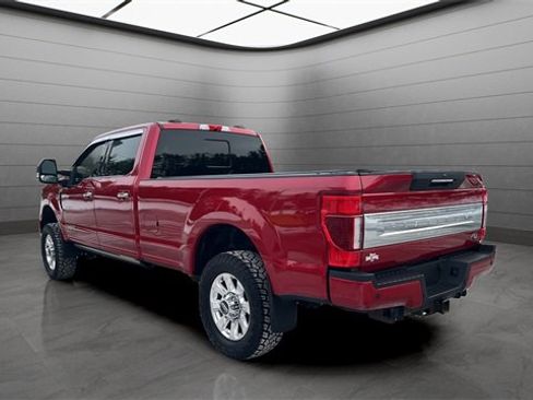 Used 2022 Ford F350 Platinum w/ FX4 Off-Road Package image 4