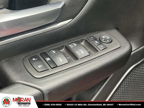 Used 2023 RAM 1500 Big Horn AWD/4WD image 16