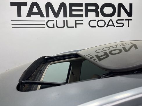 Used 2018 Buick Enclave Essence image 19