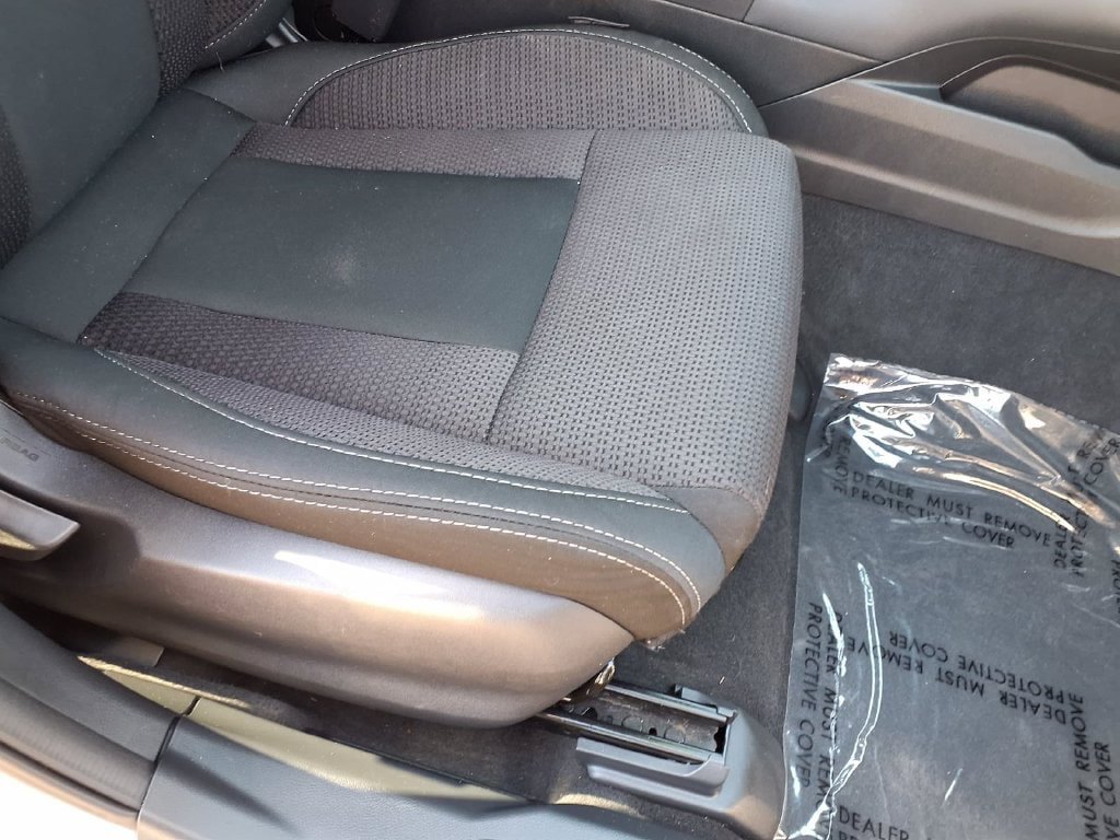 Used 2025 Subaru Outback Premium AWD/4WD image 17