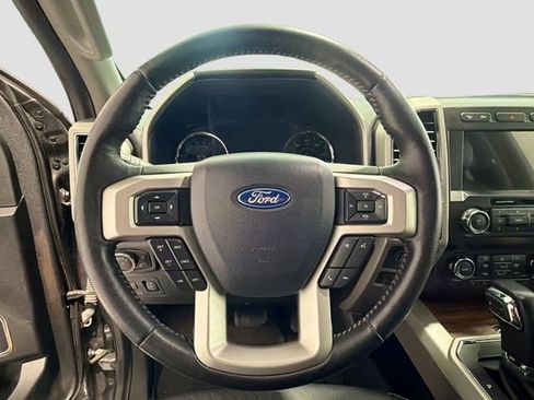 Used 2020 Ford F150 Lariat w/ Max Trailer Tow Package AWD/4WD image 10