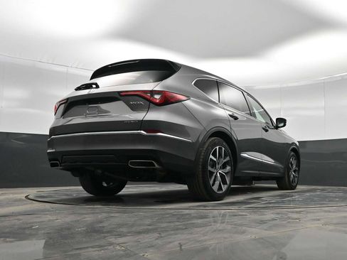 Used 2024 Acura MDX SH-AWD w/ Technology Package image 35