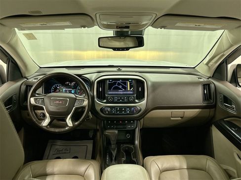 Used 2017 GMC Canyon SLT w/ Driver Alert Package image 19