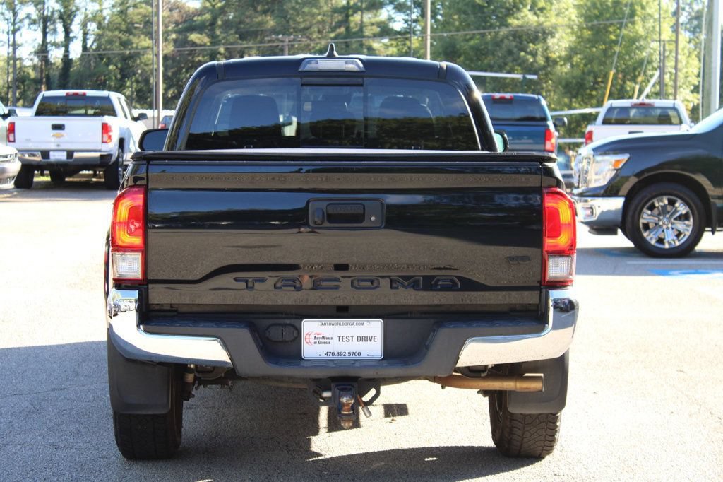 Used 2020 Toyota Tacoma SR5 RWD image 7