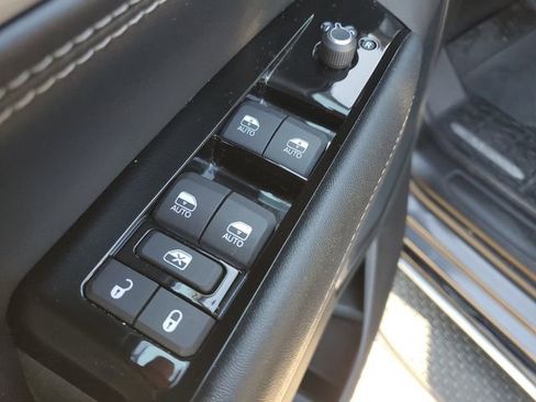 Used 2024 Jeep Wagoneer Series II w/ Premium Group I image 25